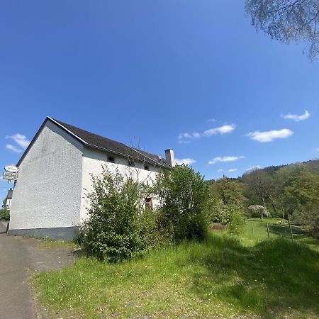 Ferienhaus Rehblick Rockeskyll Exterior foto